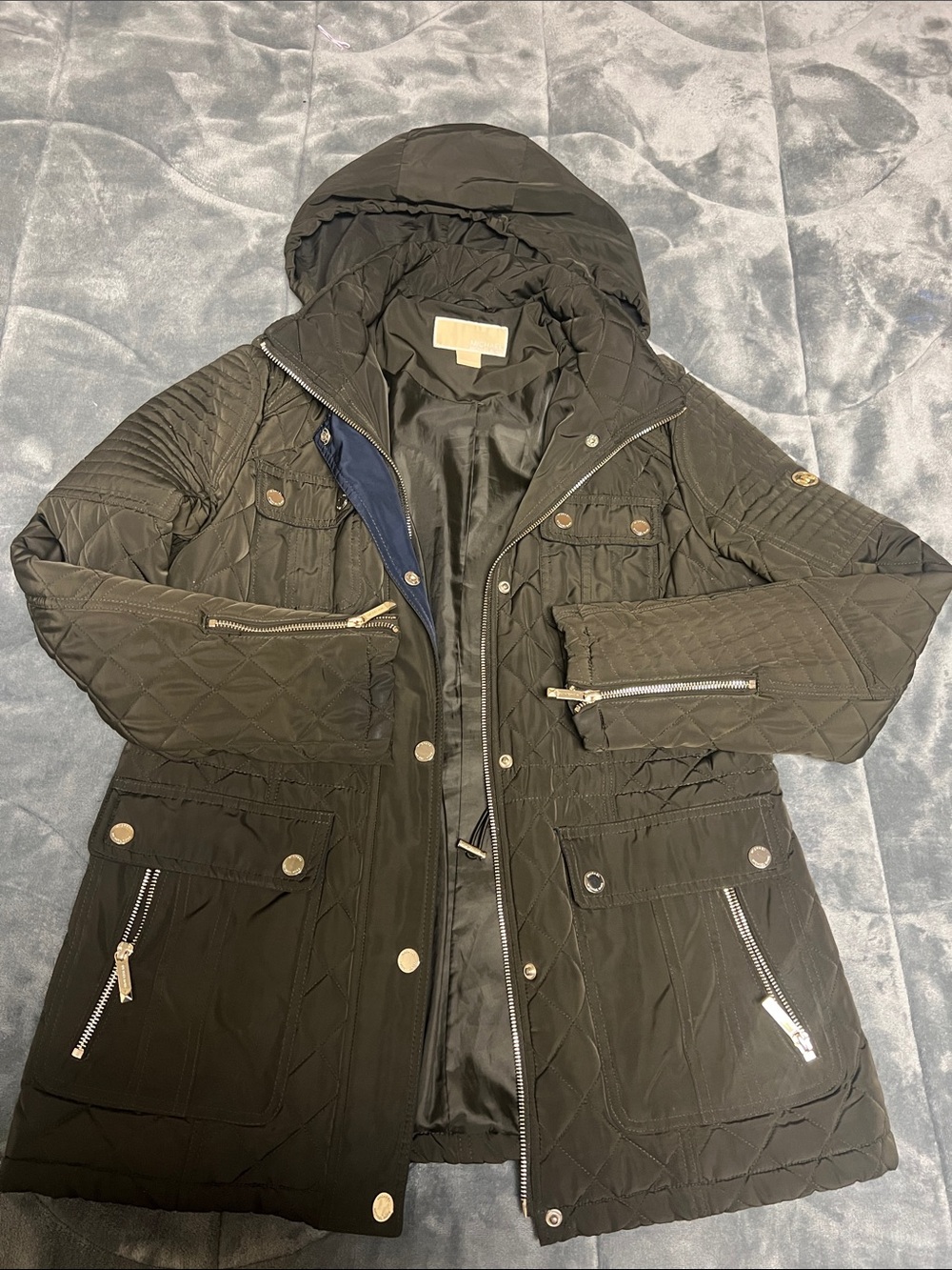 MICHAEL Michael Kors Quilted Hooded Puffer Jacket in Olive Green